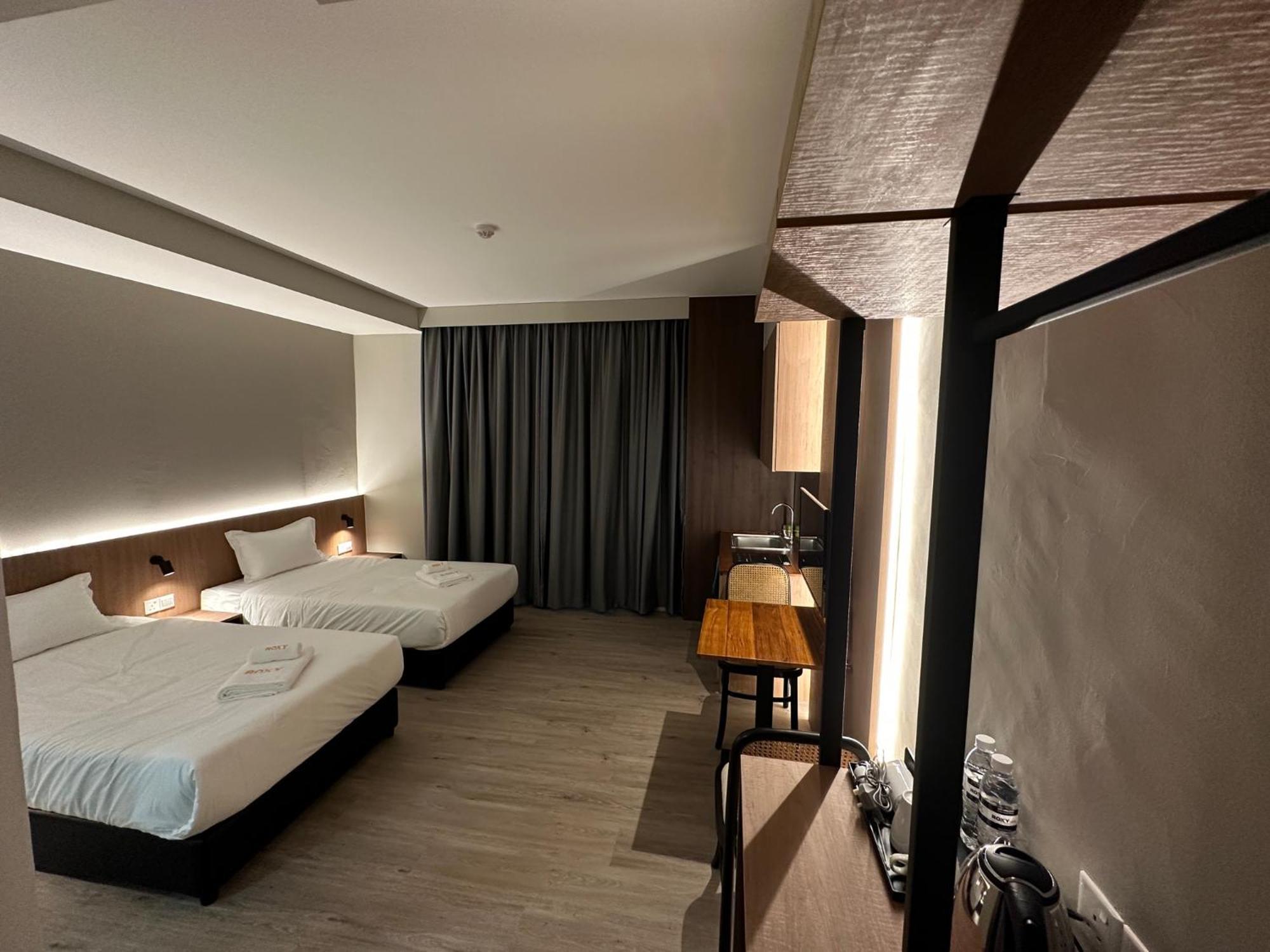 Roxy Hotel Aiman Κουτσίνγκ Εξωτερικό φωτογραφία